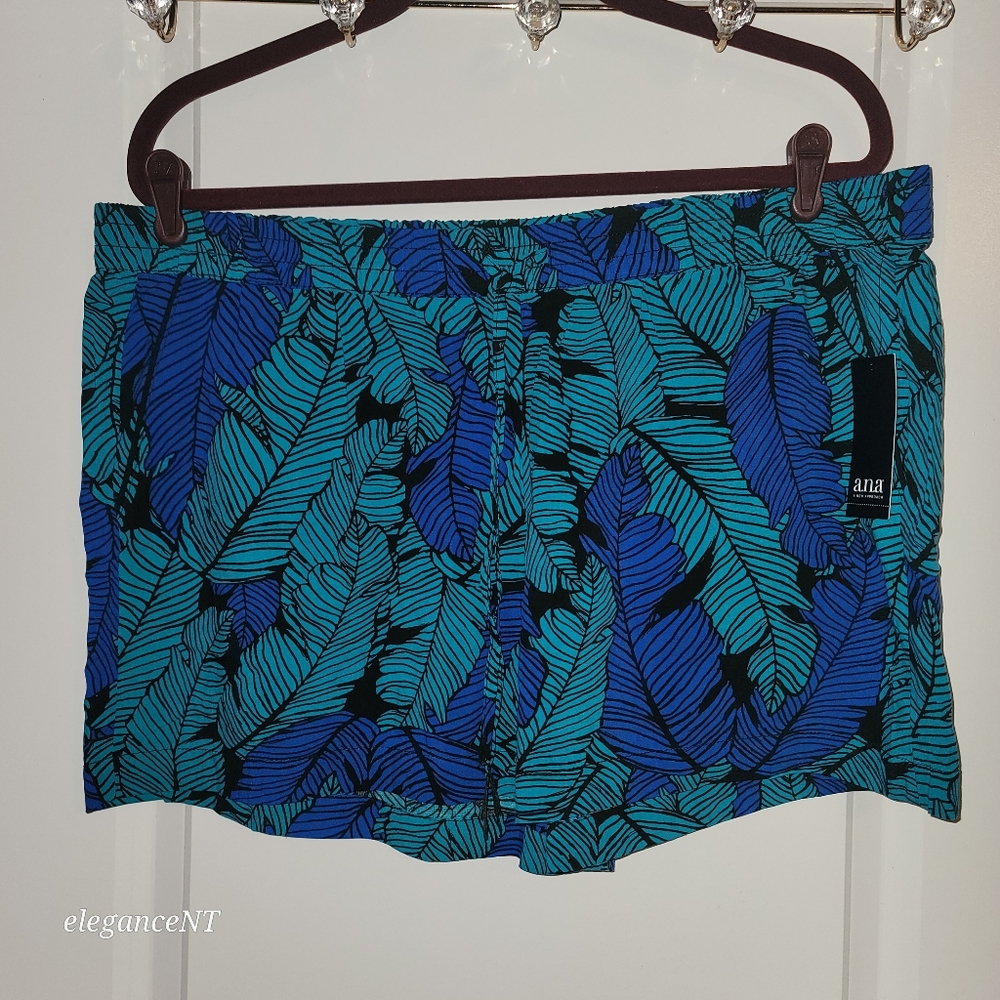 Ana Green, Blue and Black Leaf Print Shorts Sz: XL NWT